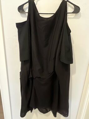 Morgane Le Fay Black Cold-Shoulder Layered Dress